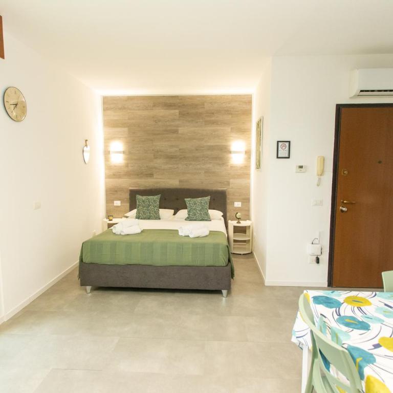 Harmonie House - One-Bedroom Apartment - 11