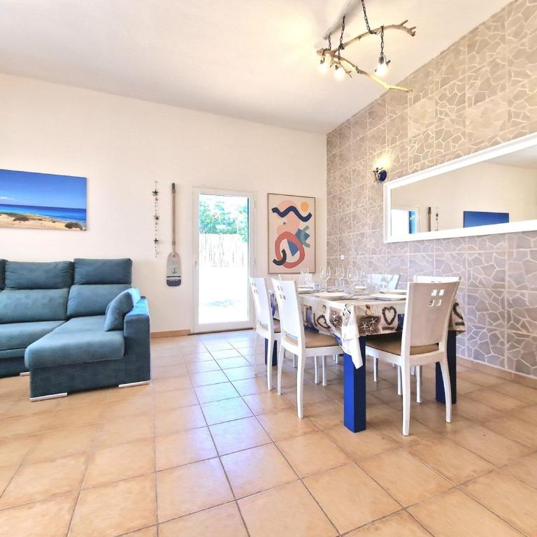 Casa Kody Corralejo - Three-Bedroom Vacation Home - 4