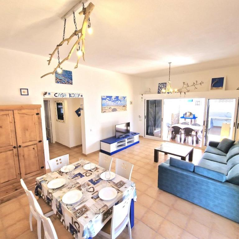 Casa Kody Corralejo - Three-Bedroom Vacation Home - 2