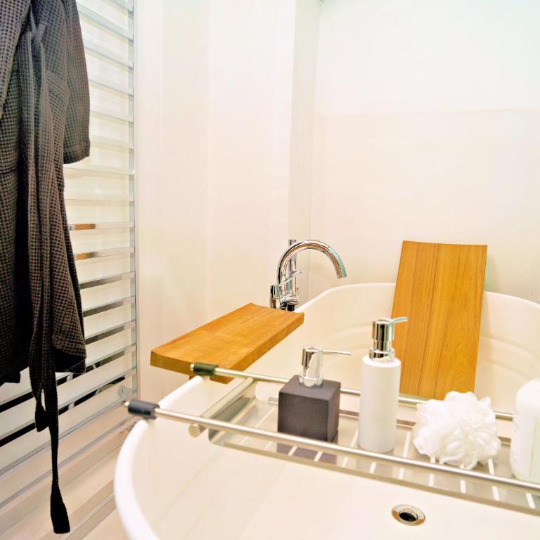 Elegant And Modern Loft In Medieval Bologna - Appartamento - Piano Terra - 31