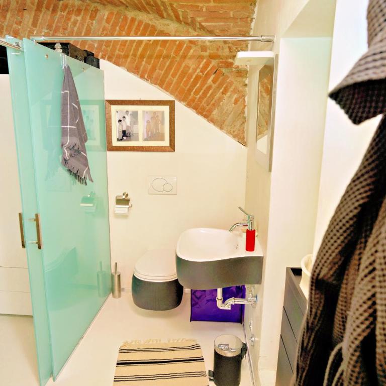 Elegant And Modern Loft In Medieval Bologna - Appartamento - Piano Terra - 28