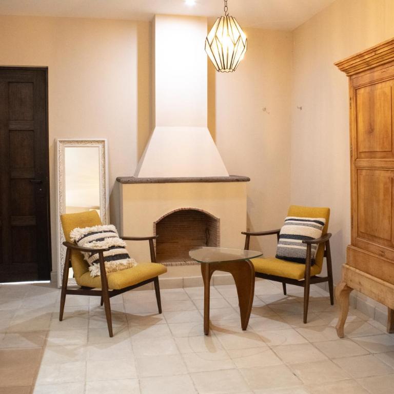 San Cayetano 2 with AC just a block away from the main square - One-Bedroom House - 33
