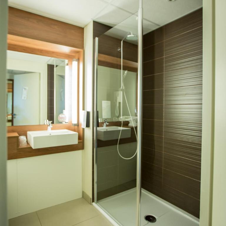 Campanile Dijon Centre Clemenceau - Chambre Double Standard - 3