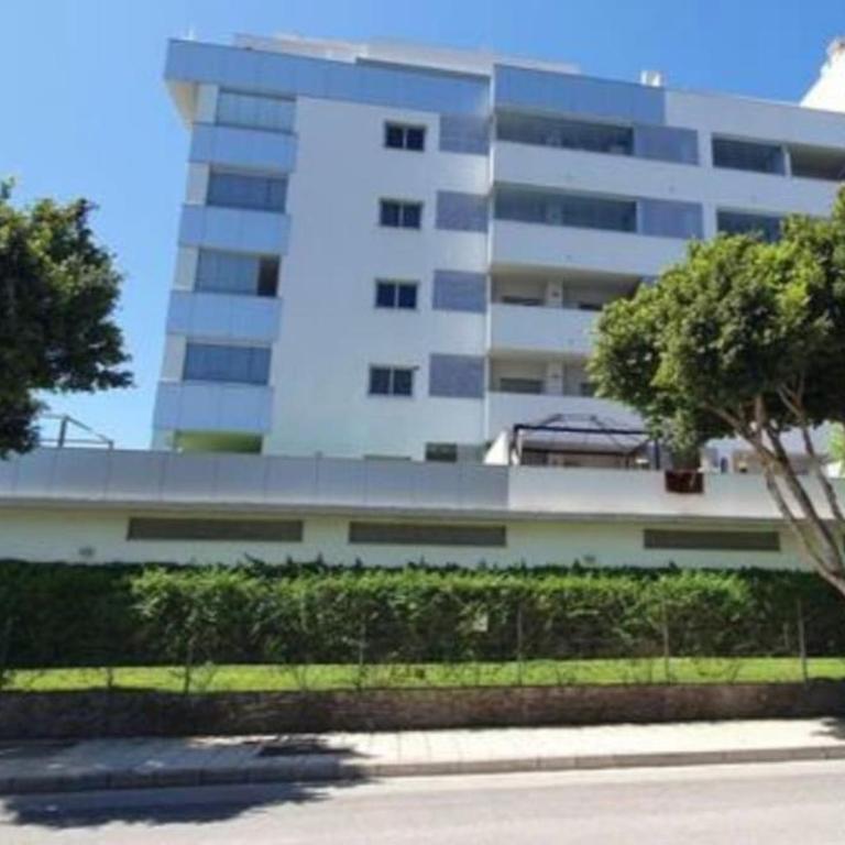 2 BEDROOMS NEXT TO THE BEACH&MIRAMAR SHOPPING CENTER-SWIMMING POOL-PARKINg - Two-Bedroom Apartment - 6
