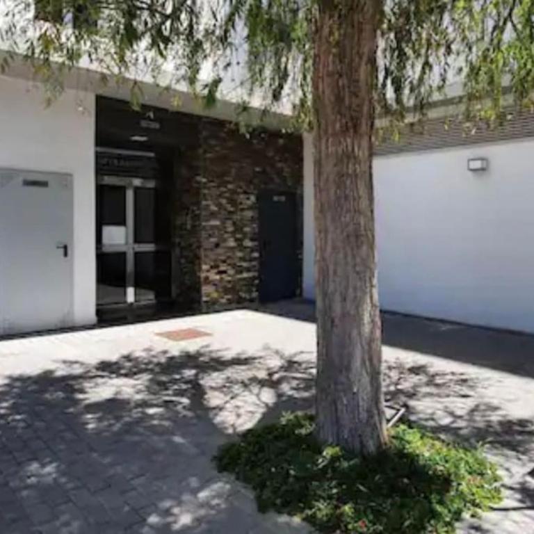 2 BEDROOMS NEXT TO THE BEACH&MIRAMAR SHOPPING CENTER-SWIMMING POOL-PARKINg - Two-Bedroom Apartment - 7