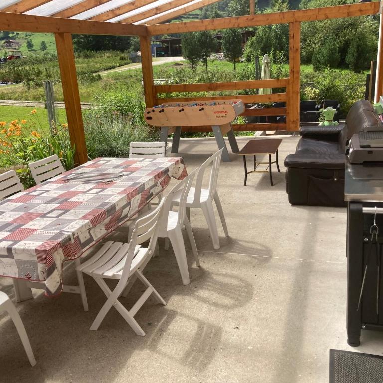 l'Echo des Glieres vue montagne centre village sauna & grill - Chalet - 43
