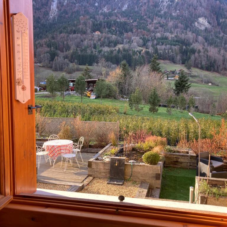 l'Echo des Glieres vue montagne centre village sauna & grill - Chalet - 50
