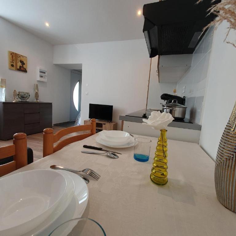 Appart'hôtel, IKIMO 5 appartements entiers à votre disposition au choix - Studio - 8