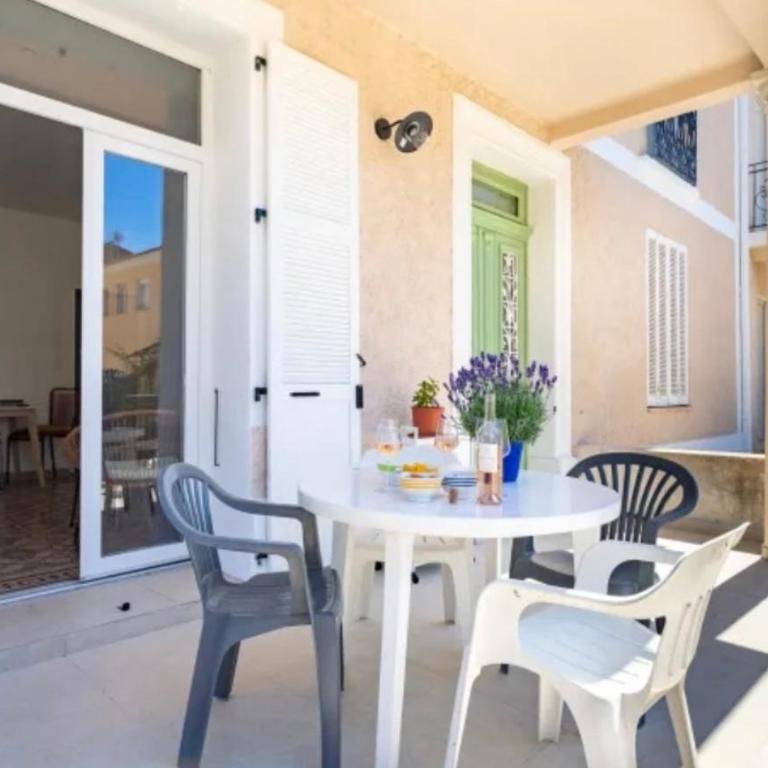 Remarquable T2 avec terrasse - Appartement 1 Chambre - 13