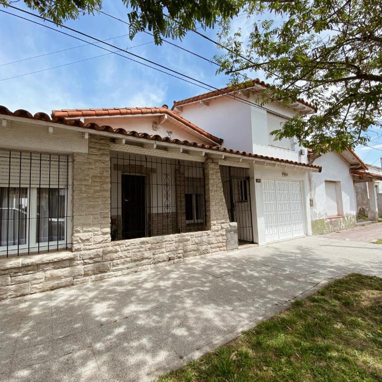 Tradicional casa en Miramar Hola Sur - Casa de 2 dormitorios - 2