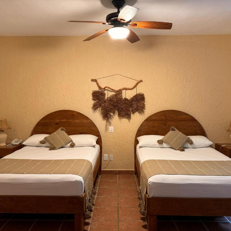 Hotel Casa Colibri - Superior Twin Room with Sea View - 7