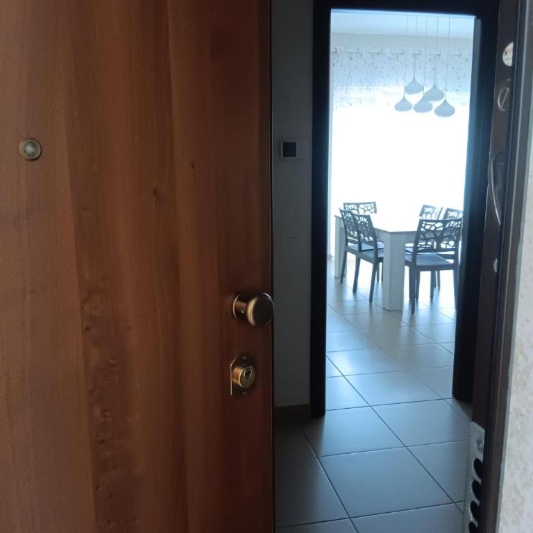 Le Comunicazioni - Appartamento con 3 Camere da Letto e con Balcone - 32
