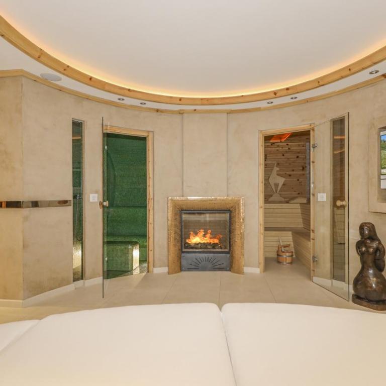 Chalet Bockberg Ski in - Ski out & Whirlpool in Kitzbühel by ONE VILLAS - Chalet - 40