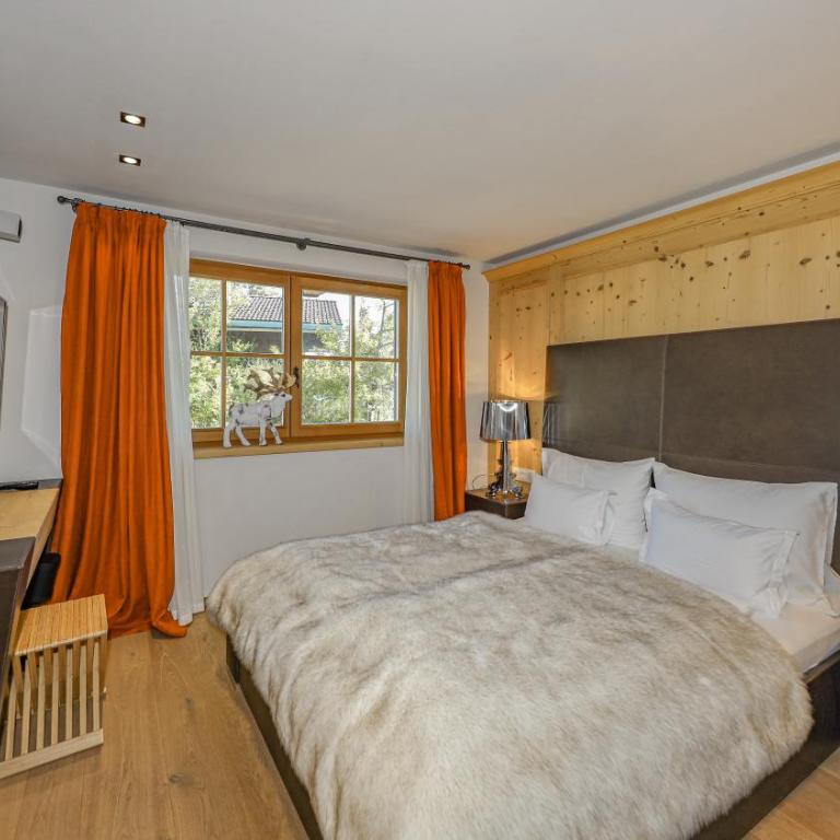 Chalet Bockberg Ski in - Ski out & Whirlpool in Kitzbühel by ONE VILLAS - Chalet - 23
