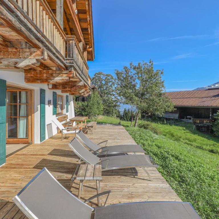 Chalet Bockberg Ski in - Ski out & Whirlpool in Kitzbühel by ONE VILLAS - Chalet - 48