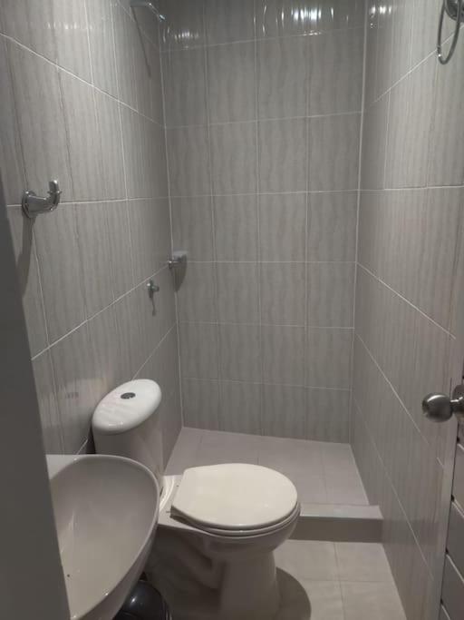 Cómodos apartaestudios en Santa Marta! - One-Bedroom Apartment - 9