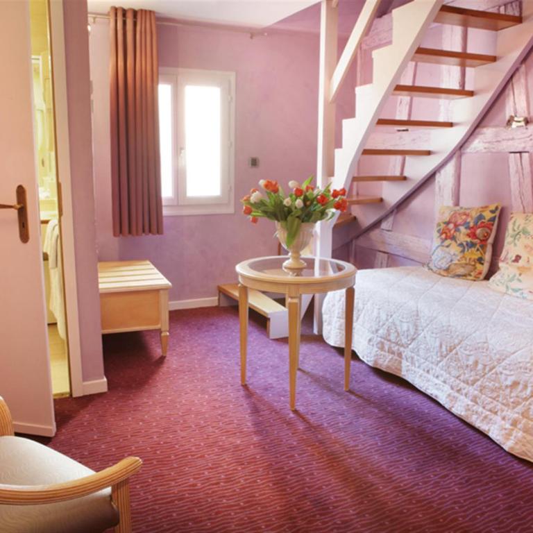 Hotel Cathédrale - Chambre Quadruple Confortable - 3