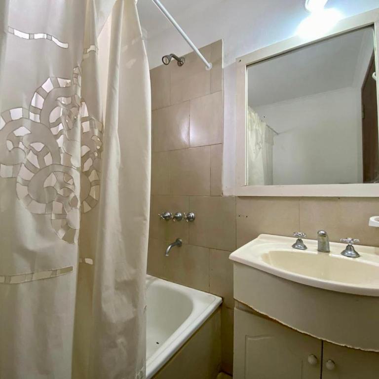 Casa Bambi Cómodo Duplex 2 Habitaciones 2 Baños Escritorio y Cochera - Apartamento de 2 dormitorios - 6