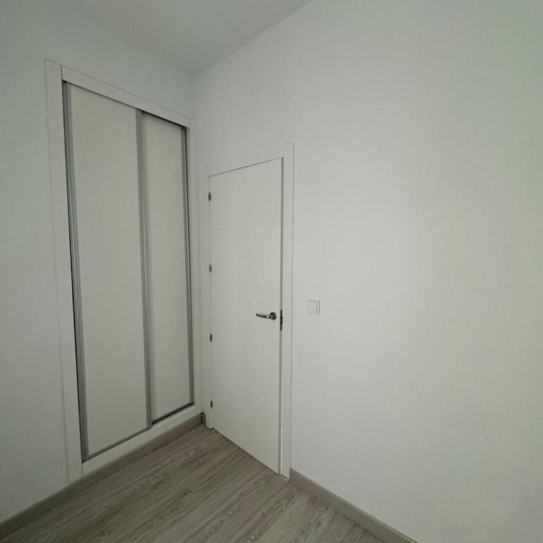 Best Located Renewed Apartment - Two-Bedroom Apartment - 15