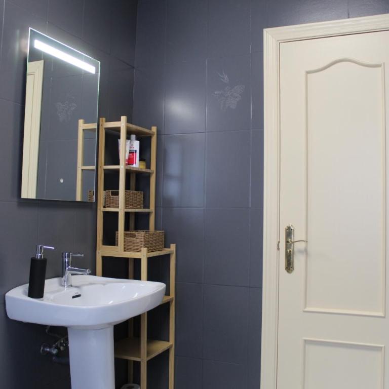 Ella - Three-Bedroom Apartment - 17