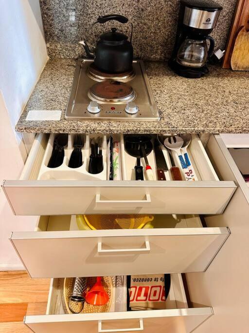 Palermo Soho - 7th floor retreat with skyline views - One-Bedroom Apartment - 14