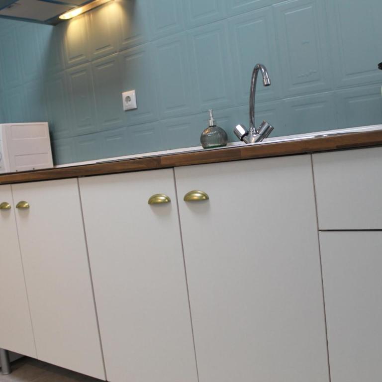 Ella - Three-Bedroom Apartment - 9