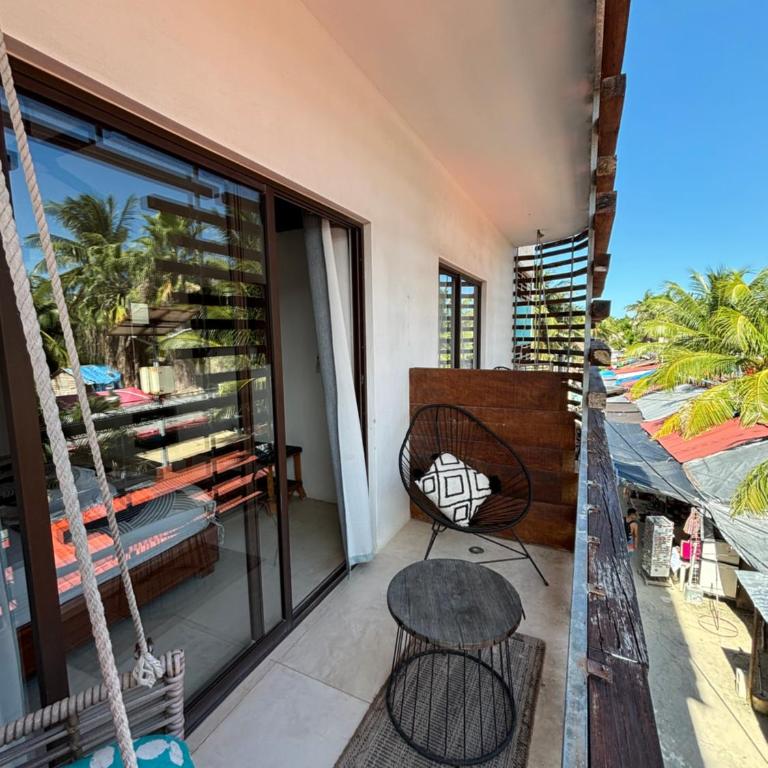 Hotel Mittoz Holbox - King Room with Balcony - 10
