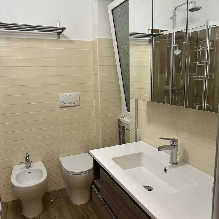Roma nel Mondo - Appartamento con 2 Camere da Letto - 15
