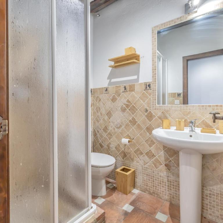 El Capricho de 1849 & Parking - One-Bedroom Apartment - 6