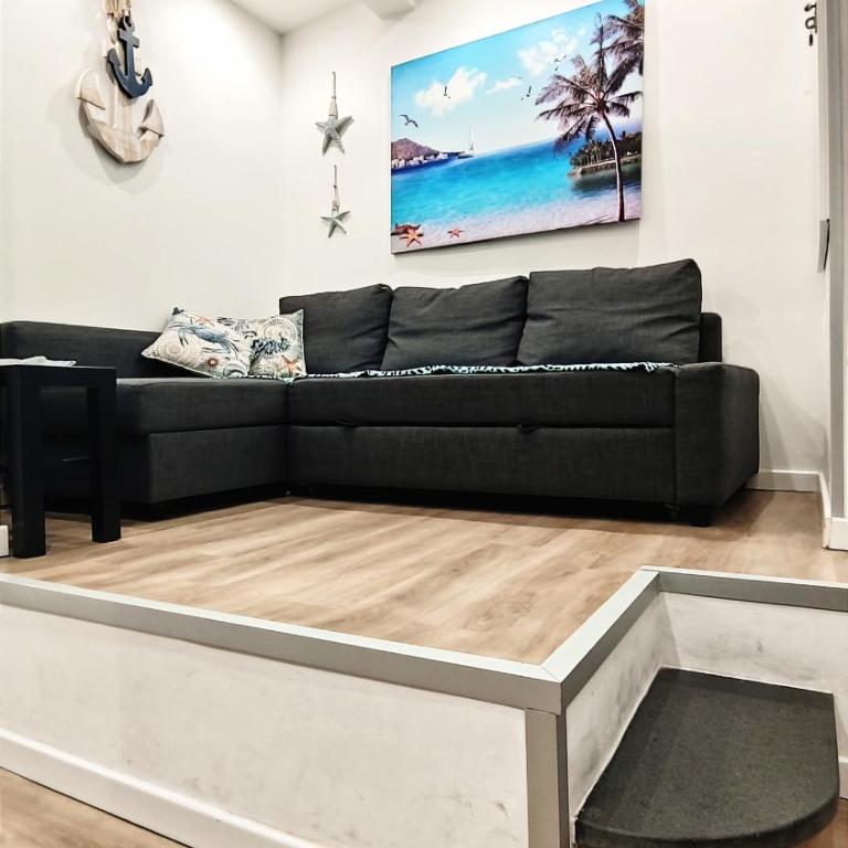 Antoinette Maison - Two-Bedroom Apartment - 10