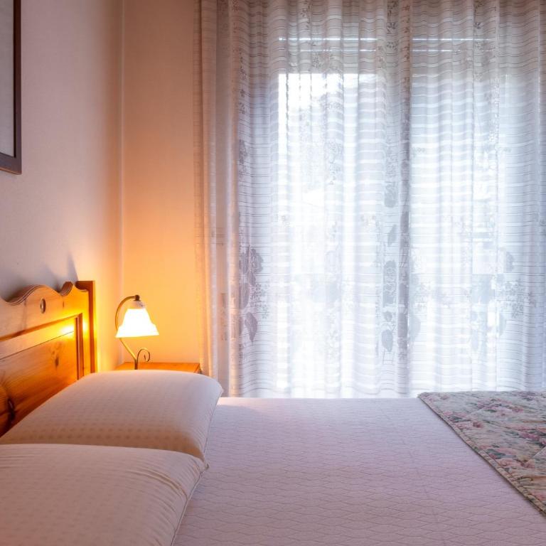 Appartamenti Des Alpes - Apartment mit 2 Schlafzimmern und Balkon - 29