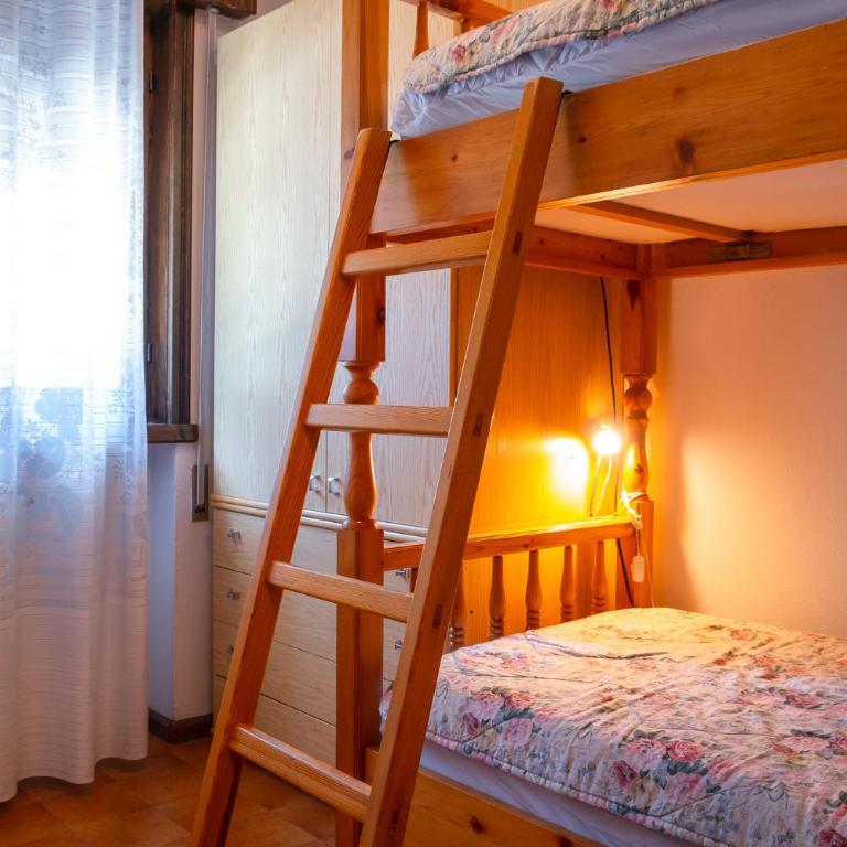Appartamenti Des Alpes - Apartment mit 2 Schlafzimmern und Balkon - 18