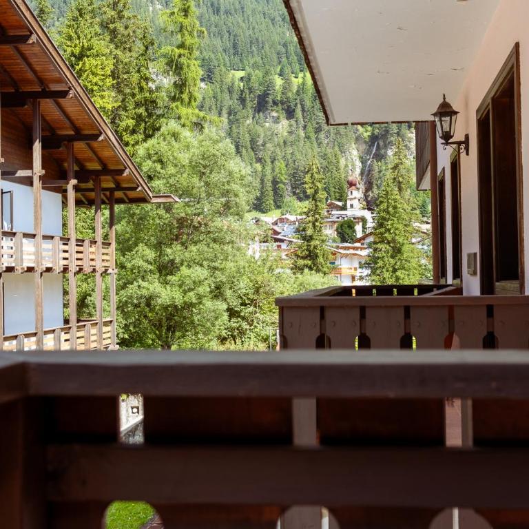 Appartamenti Des Alpes - Apartment mit 2 Schlafzimmern und Balkon - 35