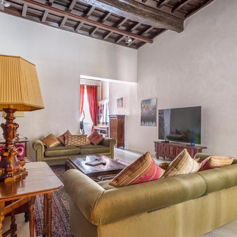iFlat Pantheon Elegant 3-bedroom Apartment - Three-Bedroom Apartment - 9