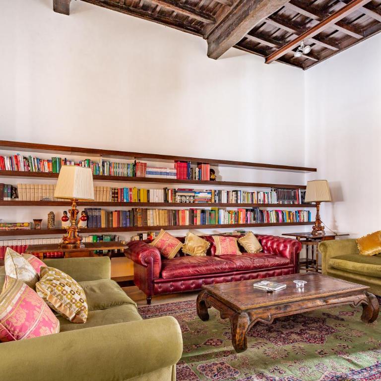 iFlat Pantheon Elegant 3-bedroom Apartment - Three-Bedroom Apartment - 1