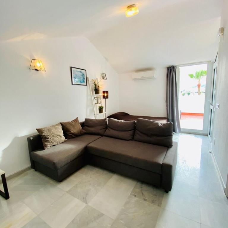 Apartamento con piscina en Las Rosas de Capistrano - Casa - 9
