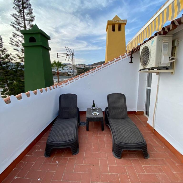 Apartamento con piscina en Las Rosas de Capistrano - Casa - 22