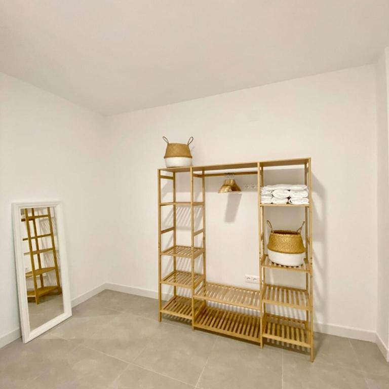 SHR047 Chic estudio en el centro de Nerja - Apartment - 6