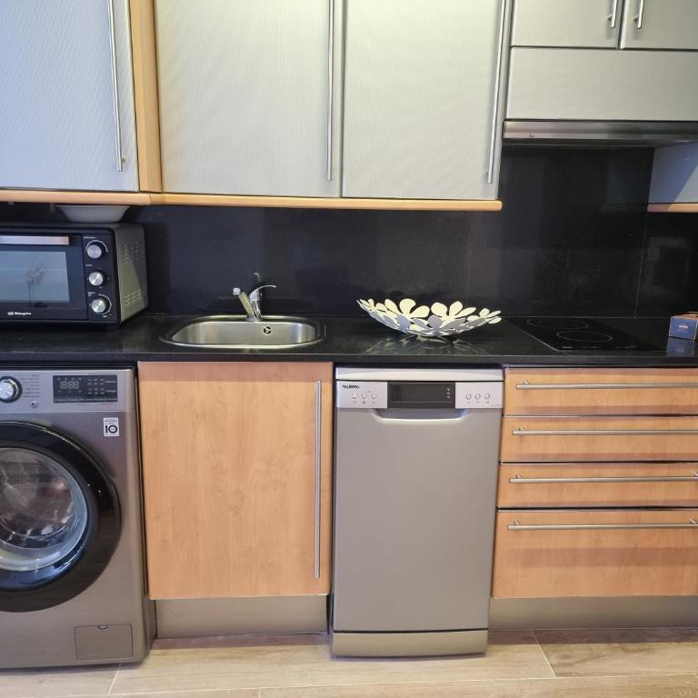 Apto en Ciudad de las Ciencias y cerca playa - Deluxe Apartment - 11