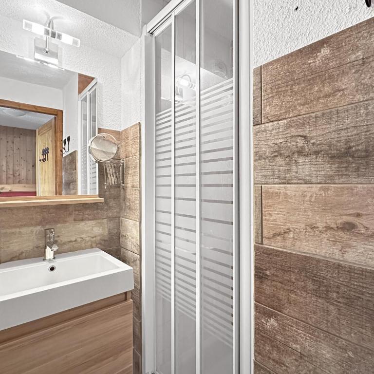 CAL02 - Studio 4 Pers centre des Carroz - Standard Studio - 3