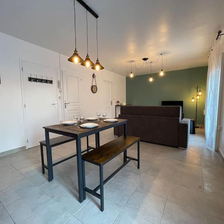 Appartement Spacieux - Béziers - 4p - Centre - Clim - Appartement 1 Chambre - 43