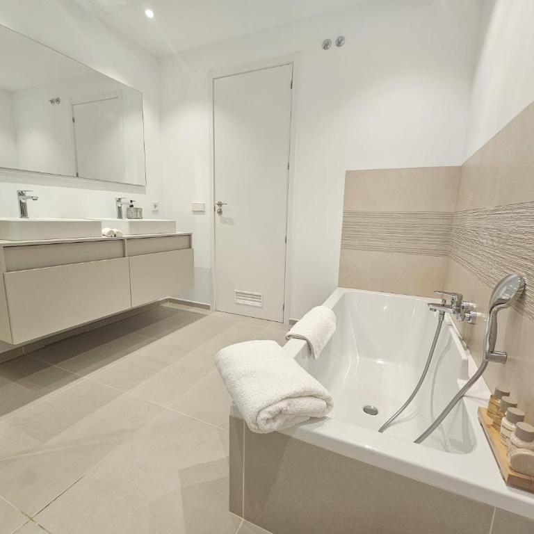 Crystal Luxury Holidays, El Palm Mar in Tenerife South - Apartamento de 1 dormitorio - 31