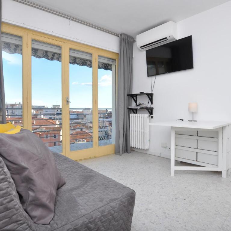 Awesome Apartment In Cannes With Wifi - Appartement - 1