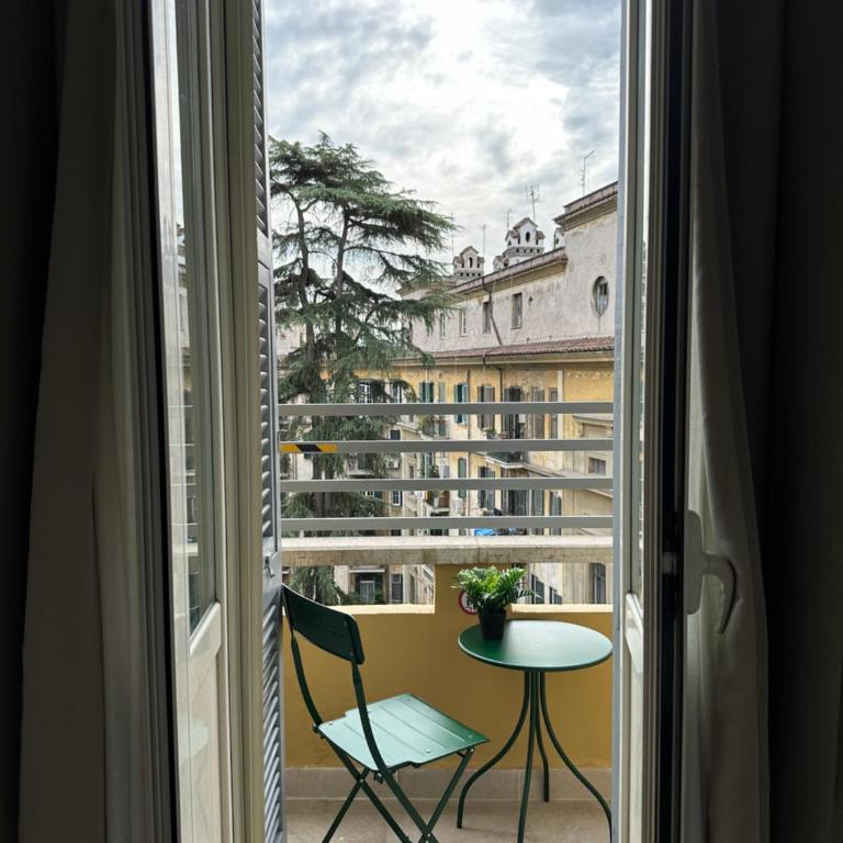 Domus house - Camera Matrimoniale Deluxe con Balcone - 2