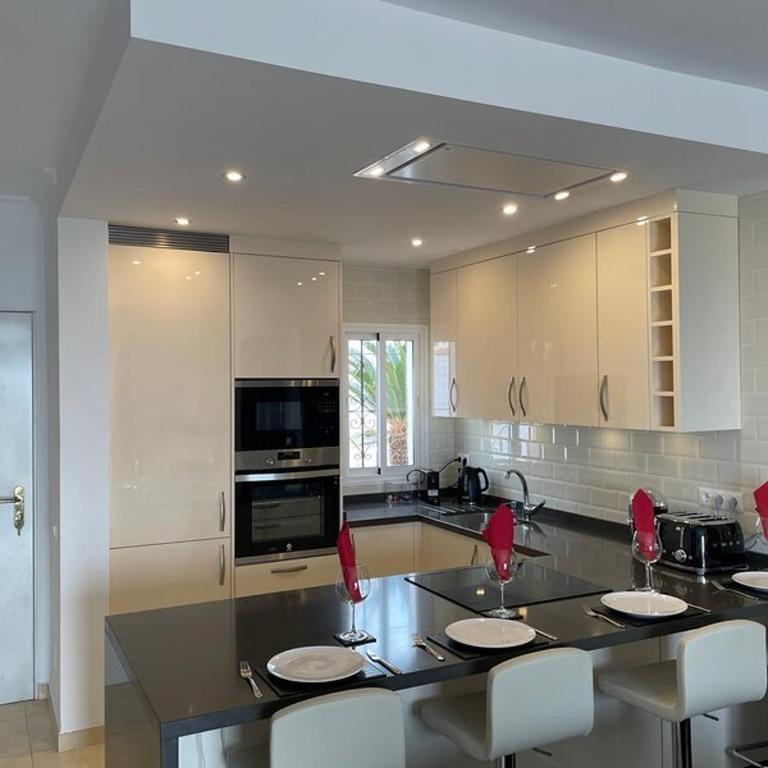 Luxury 2 Bedroom Apartment in San Juan de Capistrano, Nerja - Apartamento de 2 dormitorios con terraza y vistas al mar - 11