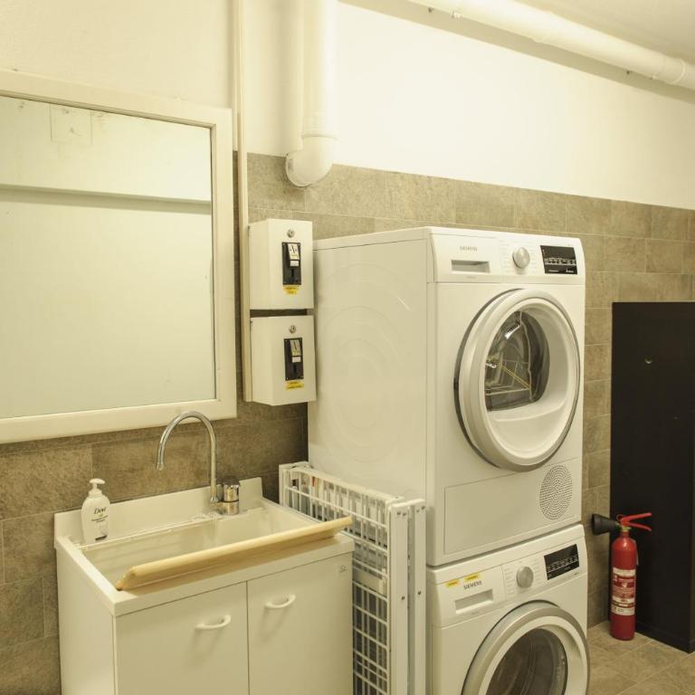 Gin Luxury Apartments City Centre - Appartamento con 2 Camere da Letto - 45