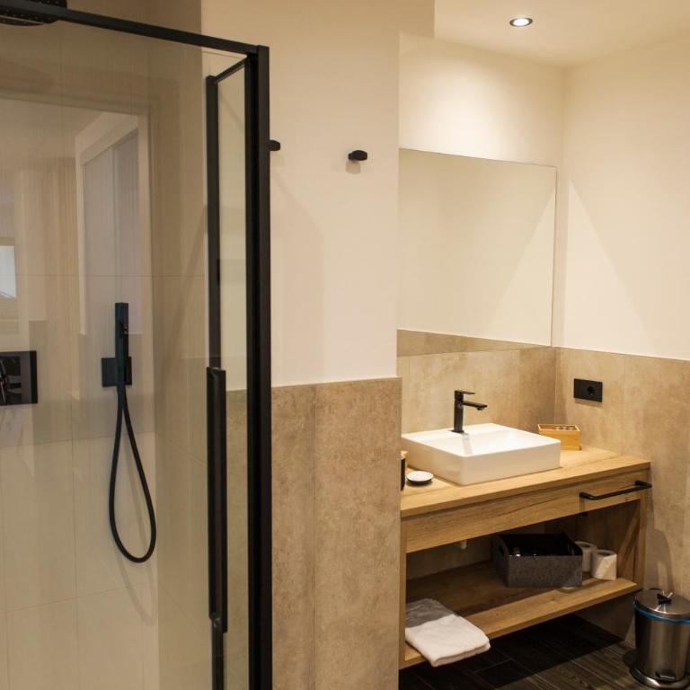 Gin Luxury Apartments City Centre - Appartamento con 2 Camere da Letto - 39