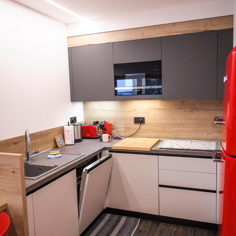 Gin Luxury Apartments City Centre - Appartamento con 2 Camere da Letto - 5