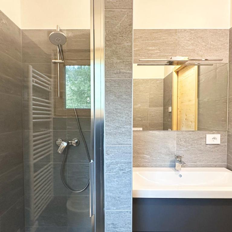 Chalet immerso nel verde - Two-Bedroom House - 9