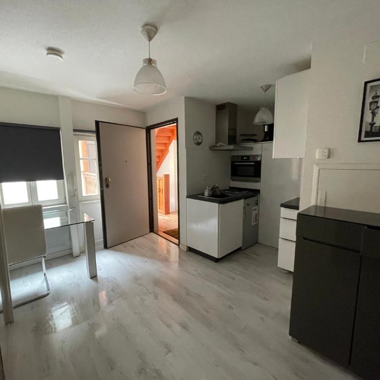 Magnifique studio proche Cathédrale - Apartamento Estudio - 11